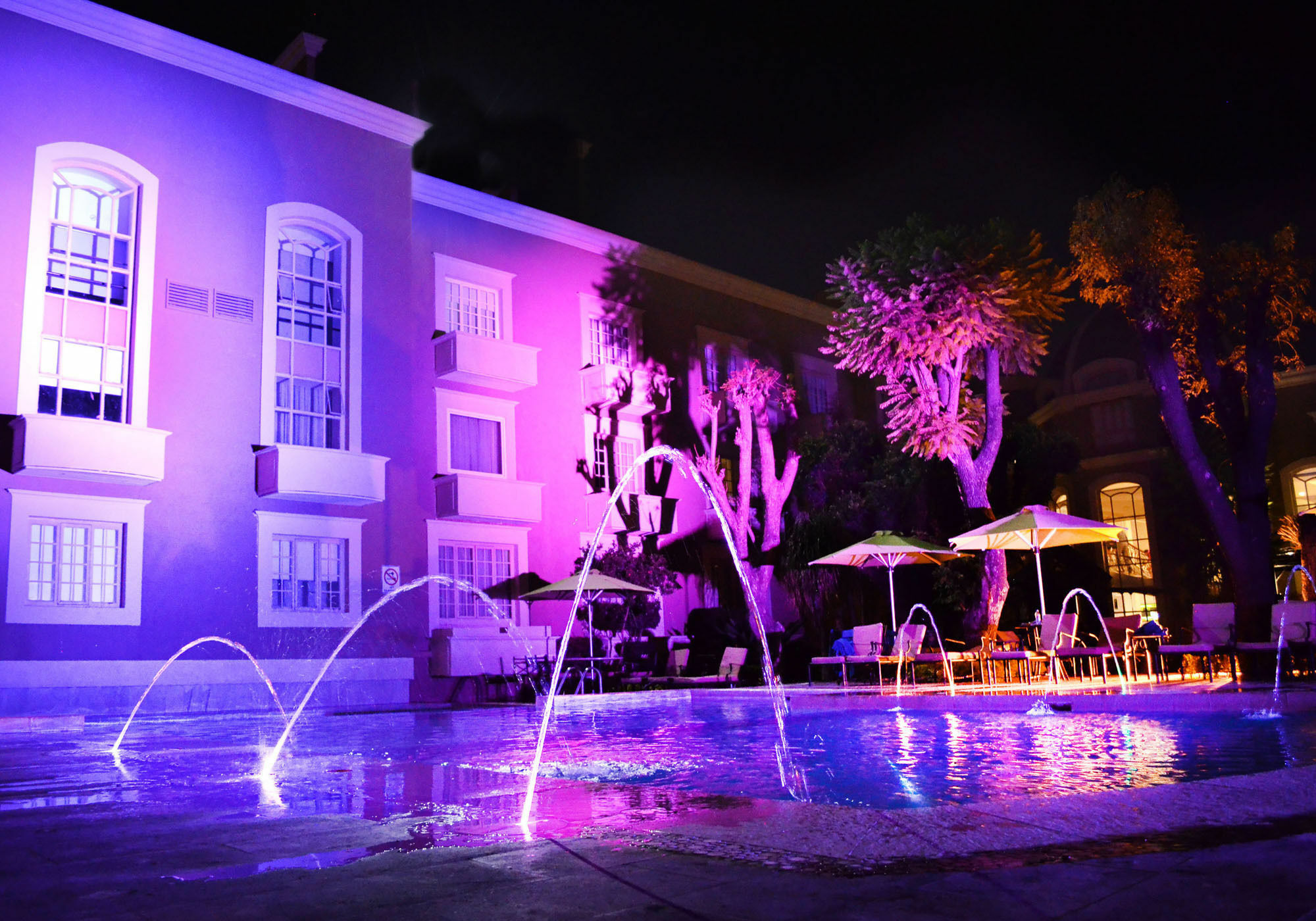 Plaza Camelinas Hotel Queretaro Exterior photo